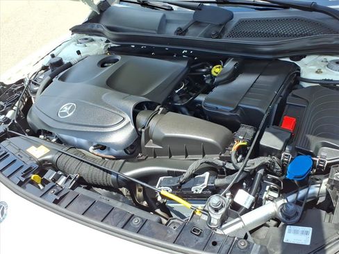 Used 2018 Mercedes-Benz GLA 250 image 10