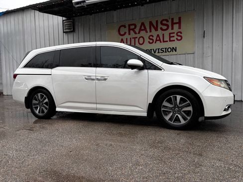 Used 2014 Honda Odyssey Touring image 4