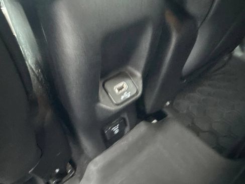 Used 2020 Jeep Renegade Altitude AWD/4WD image 33