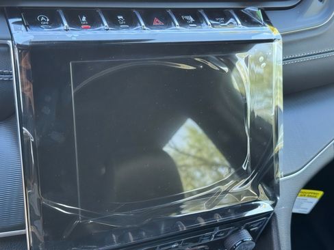 New 2025 Jeep Grand Cherokee Altitude image 23