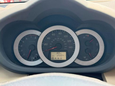 Used 2012 Toyota RAV4 Limited image 20