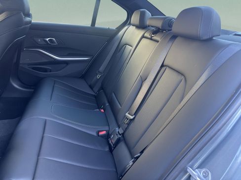 Used 2026 BMW 330i Sedan w/ Premium Package RWD image 26