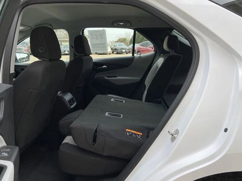 Used 2024 Chevrolet Equinox LS image 19