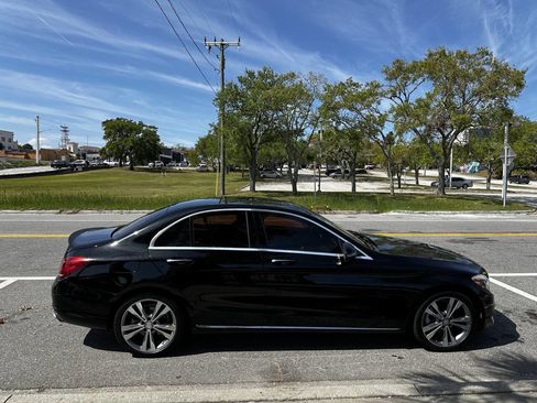 Used 2016 Mercedes-Benz C 300 Luxury w/ Premium 2 Package image 13