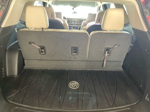 Certified 2018 Buick Enclave Essence FWD image 19