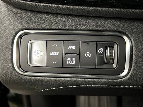 New 2026 Buick Enclave Avenir w/ Super Cruise Package AWD/4WD image 16