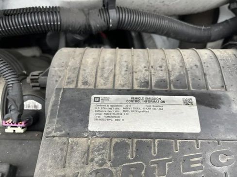 Used 2015 Chevrolet Express 2500 RWD image 9