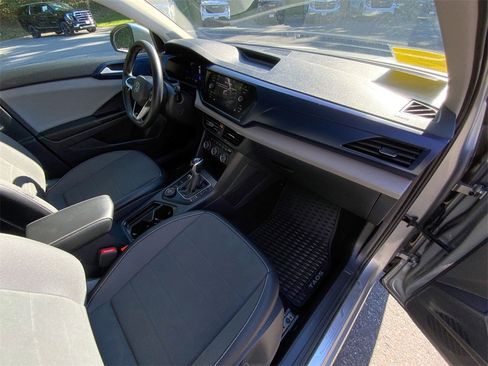 Used 2022 Volkswagen Taos SE w/ IQ.Drive SE Package image 29