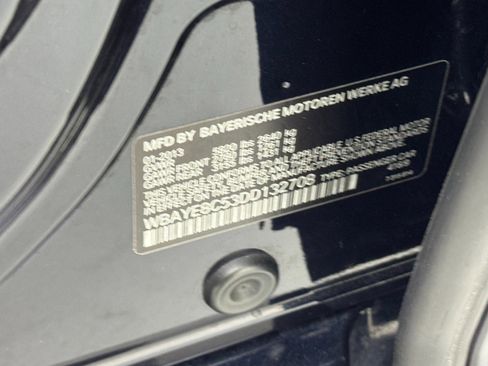 Used 2013 BMW 750Li image 46