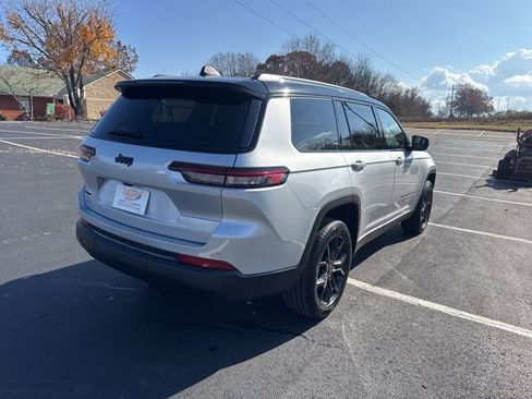 New 2025 Jeep Grand Cherokee L Limited w/ Trailer Tow Package image 7