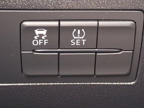 Used 2017 Toyota Yaris iA FWD image 26