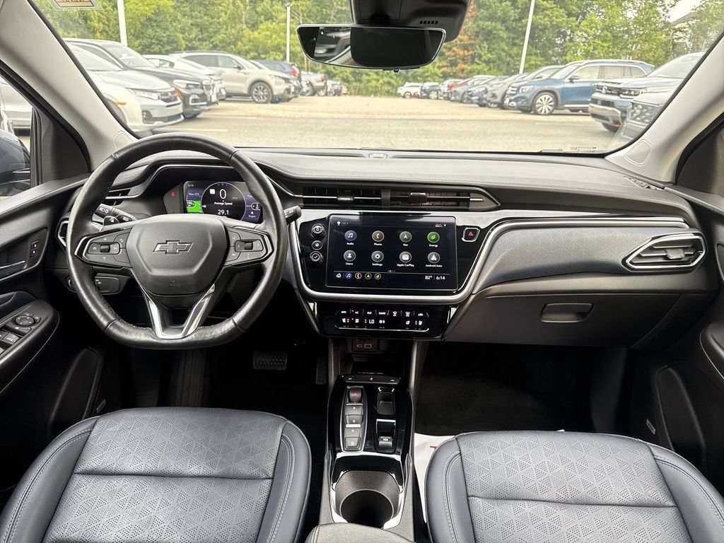 Used 2023 Chevrolet Bolt EUV Premier w/ Sun & Sound Package FWD image 23