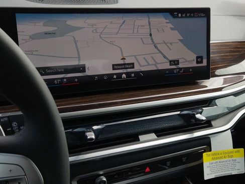 New 2026 BMW X7 xDrive40i w/ Climate Comfort Package image 12