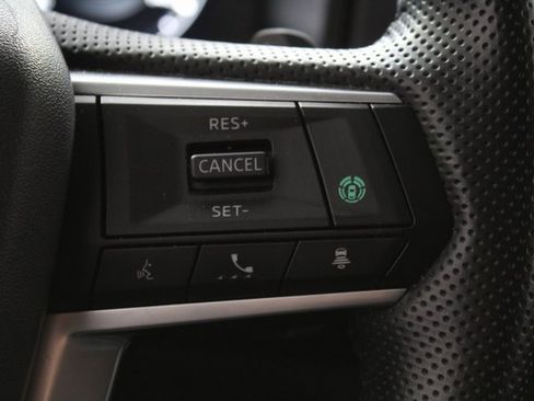 Used 2024 Mitsubishi Outlander SE Black Edition image 19