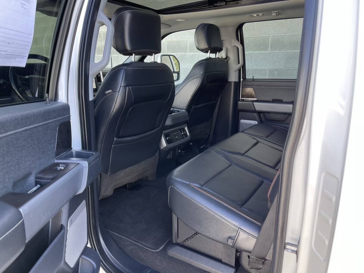 Used 2023 Ford F350 Lariat w/ Lariat Ultimate Package AWD/4WD image 10