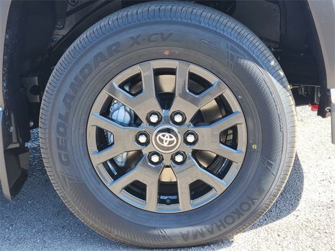 New 2026 Toyota 4Runner SR5 image 7