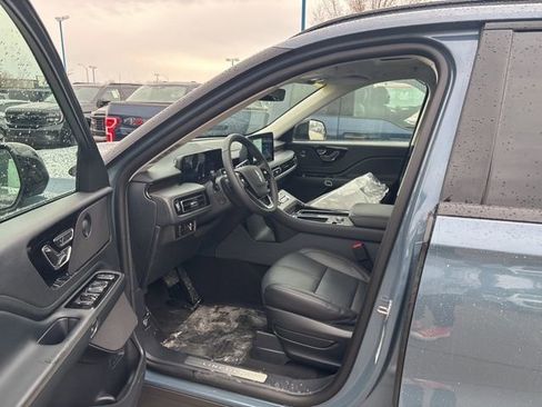 New 2026 Lincoln Aviator Reserve w/ Jet Appearance Package AWD/4WD image 33