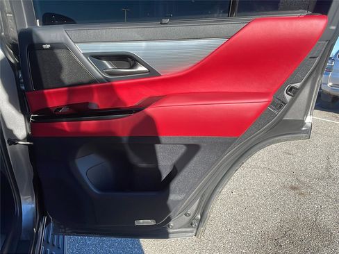 Used 2024 Lexus LX 600 F Sport image 15