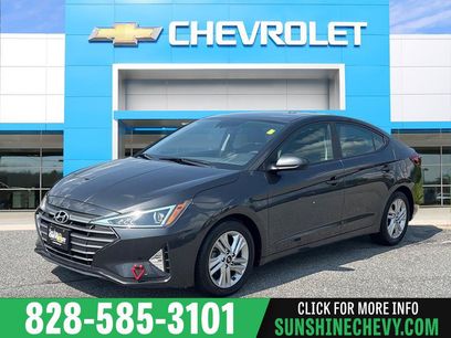 Used 2020 Hyundai Elantra SEL w/ Cargo Package (C1)