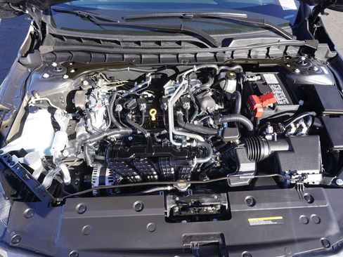 Certified 2025 Nissan Altima 2.5 S image 7