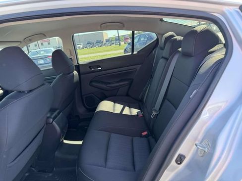 Used 2019 Nissan Altima 2.5 S FWD image 10