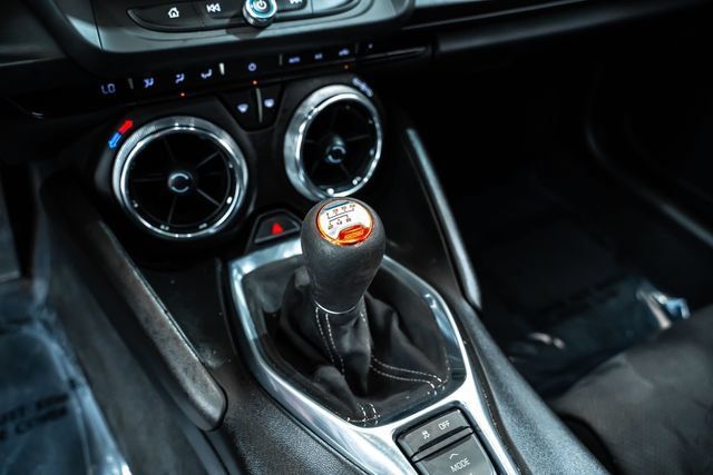 Used 2017 Chevrolet Camaro SS RWD image 26