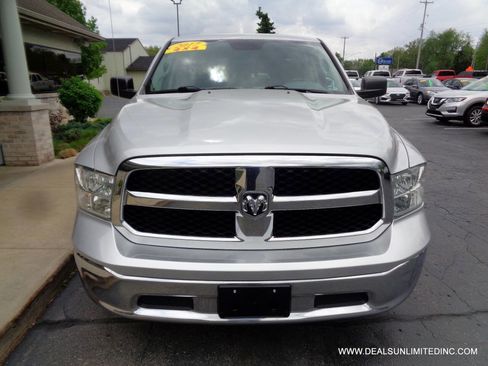 Used 2017 RAM 1500 Classic SLT AWD/4WD image 22