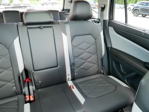 Certified 2025 Volkswagen Atlas Peak Edition SE image 14