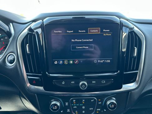 Used 2020 Chevrolet Traverse LT AWD/4WD image 57