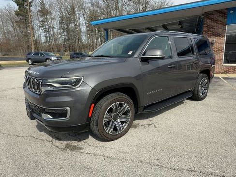 Used 2022 Jeep Wagoneer Series III AWD/4WD image 4
