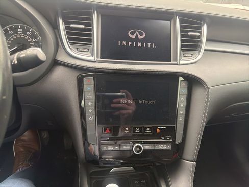 Certified 2020 INFINITI QX50 Luxe image 11