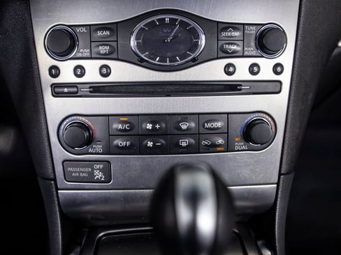 Used 2012 INFINITI G37 x w/ Premium Pkg image 32