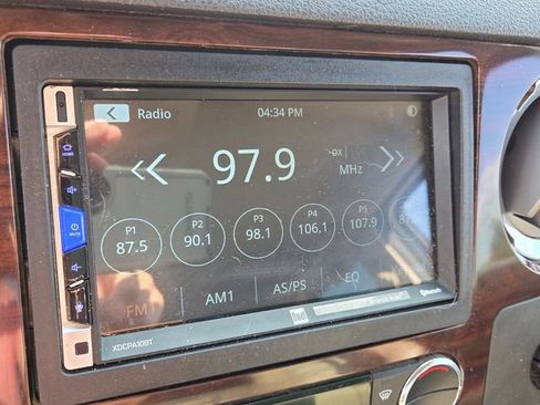 Used 2010 Ford F350 Lariat image 19