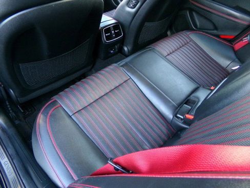 Used 2023 Genesis G70 2.0T w/ Sport Prestige Package image 17