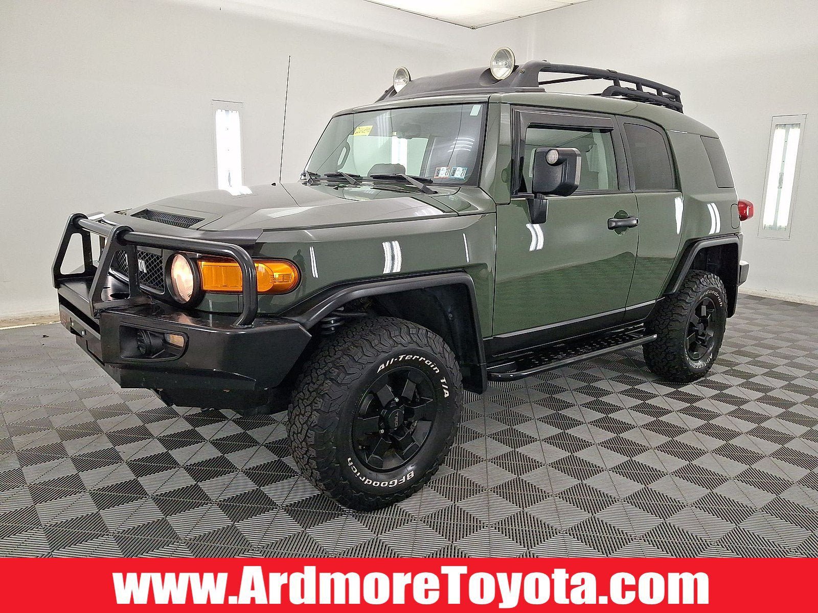 Used 2011 Toyota FJ Cruiser 4WD w/ Trail Teams Special Edition image 1