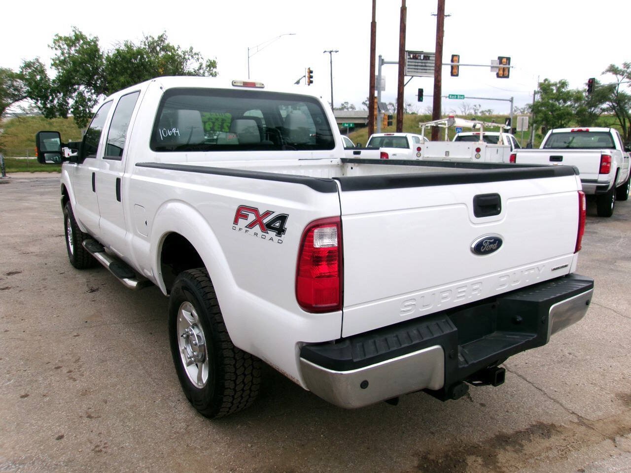 Used 2014 Ford F250 XL w/ Power Equipment Group AWD/4WD image 2