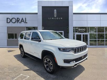 Used 2023 Jeep Wagoneer Series III w/ Preferred Equipment Group