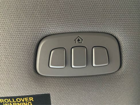 Used 2022 Lincoln Corsair Standard w/ Premium Package image 44