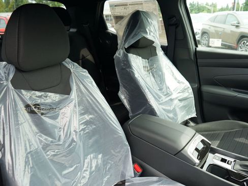 New 2025 Hyundai Santa Cruz SE image 16