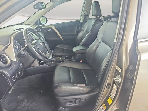 Used 2014 Toyota RAV4 Limited image 8