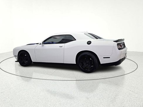 Used 2019 Dodge Challenger GT w/ Plus Package image 5