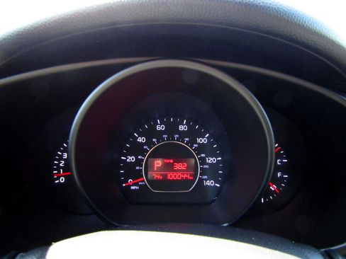 Used 2018 Kia Soul image 13