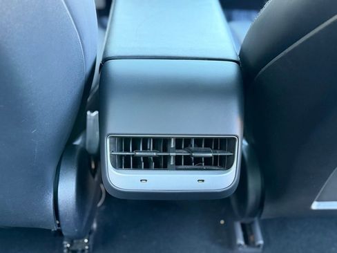 Used 2021 Tesla Model 3 Standard Range Plus image 48