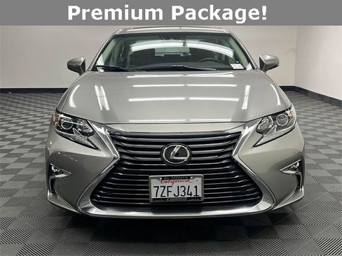 Used 2017 Lexus ES 350 image 3