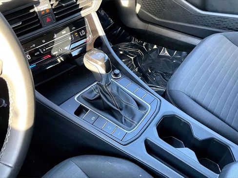 Certified 2025 Volkswagen Jetta S image 23