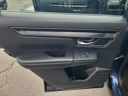 Used 2024 Honda CR-V LX image 19