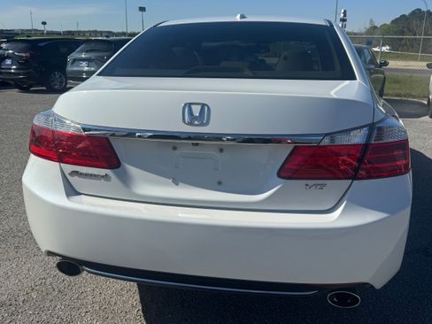 Used 2015 Honda Accord EX-L image 3