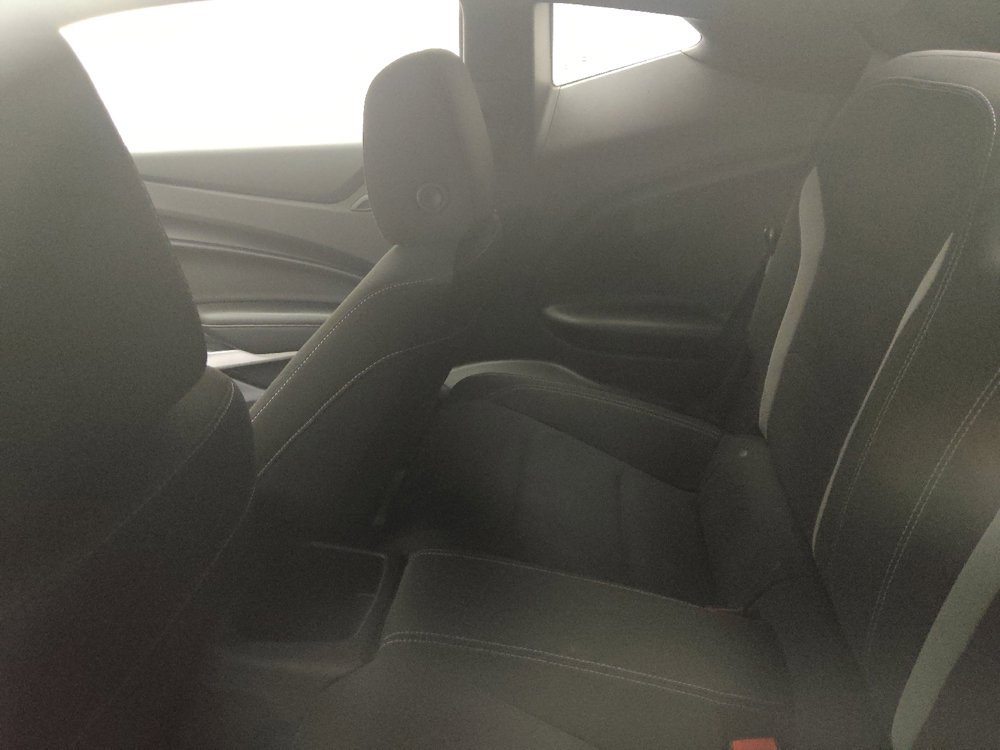 Used 2018 Chevrolet Camaro LT RWD image 18