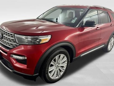 Used 2024 Ford Explorer Limited w/ Limited Technology Package image 4