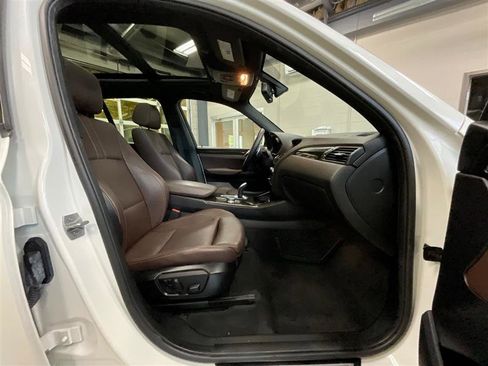 Used 2017 BMW X3 sDrive28i image 27